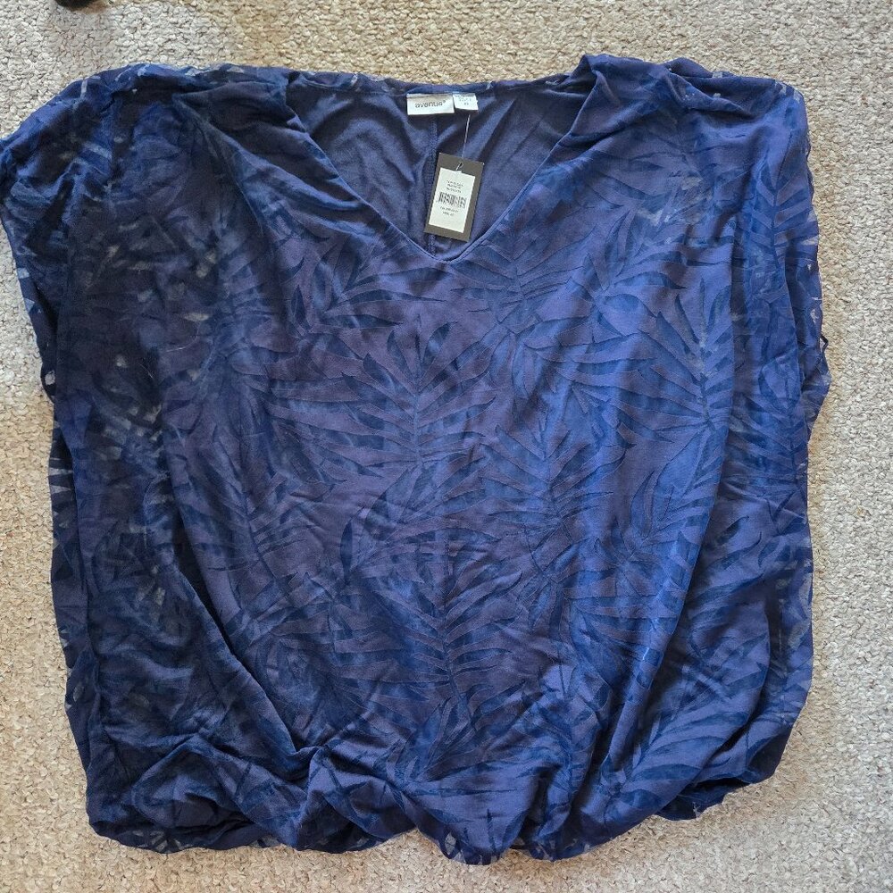 Elora Burnout Top - the Avenue - New with tags